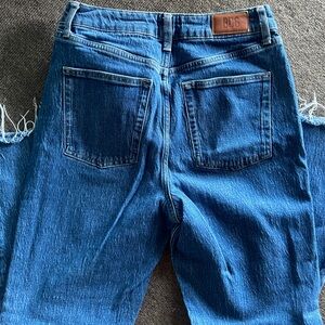 BDG Blue Relaxed Jeans with Faded Denim Look